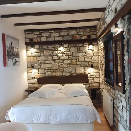 Prasino - Galazio 3*