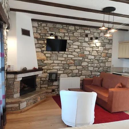 מלון דירות Prasino - Galazio 3*