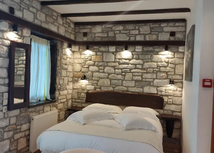 Prasino - Galazio 3* Mouresi